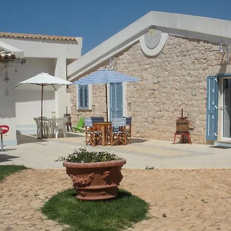 Casa Vacanze La Meridiana Donnalucata  Exterior foto